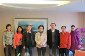 刘琪瑾副书记与孙大文院士等合影