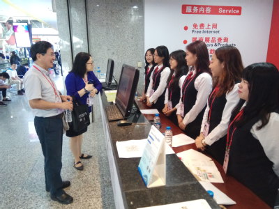 看望实习学生 看望实习学生