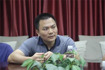 刘剑锋校友发言 刘剑锋校友发言