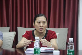 学院校友理事会秘书长李美春副院长发言 学院校友理事会秘书长李美春副院长发言