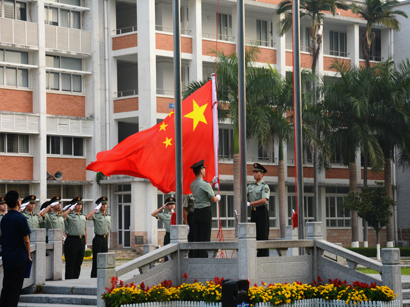 升旗1.jpg