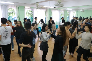 华尔兹共舞  华尔兹共舞