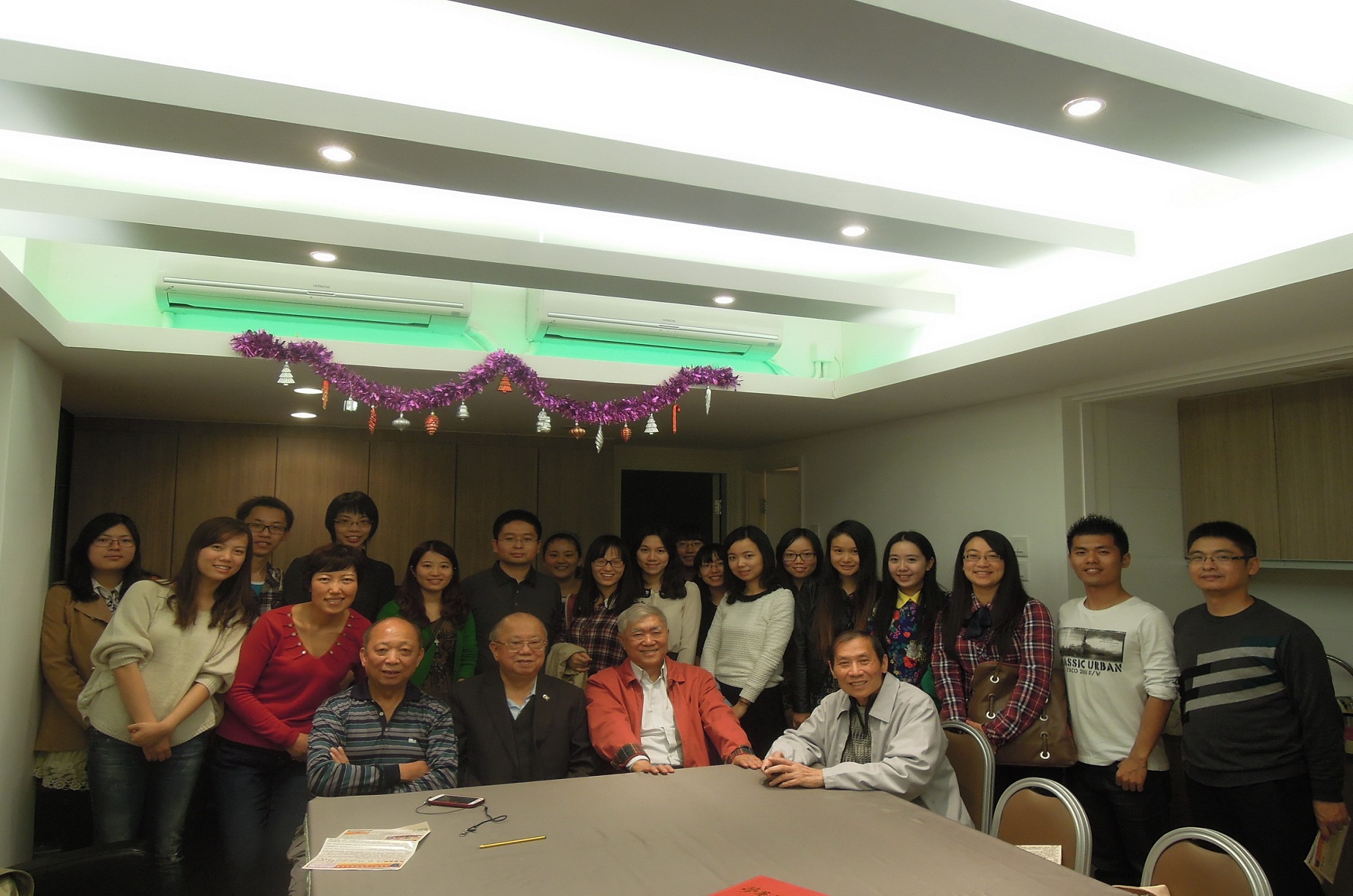 香港校友会接待我院师生