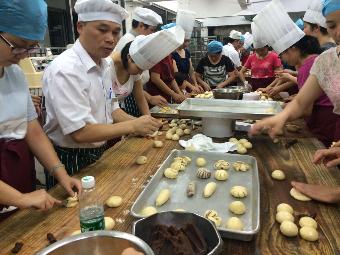 面点师传授技艺