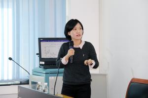 CHEN giving a lecture