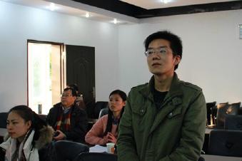 学生积极提问