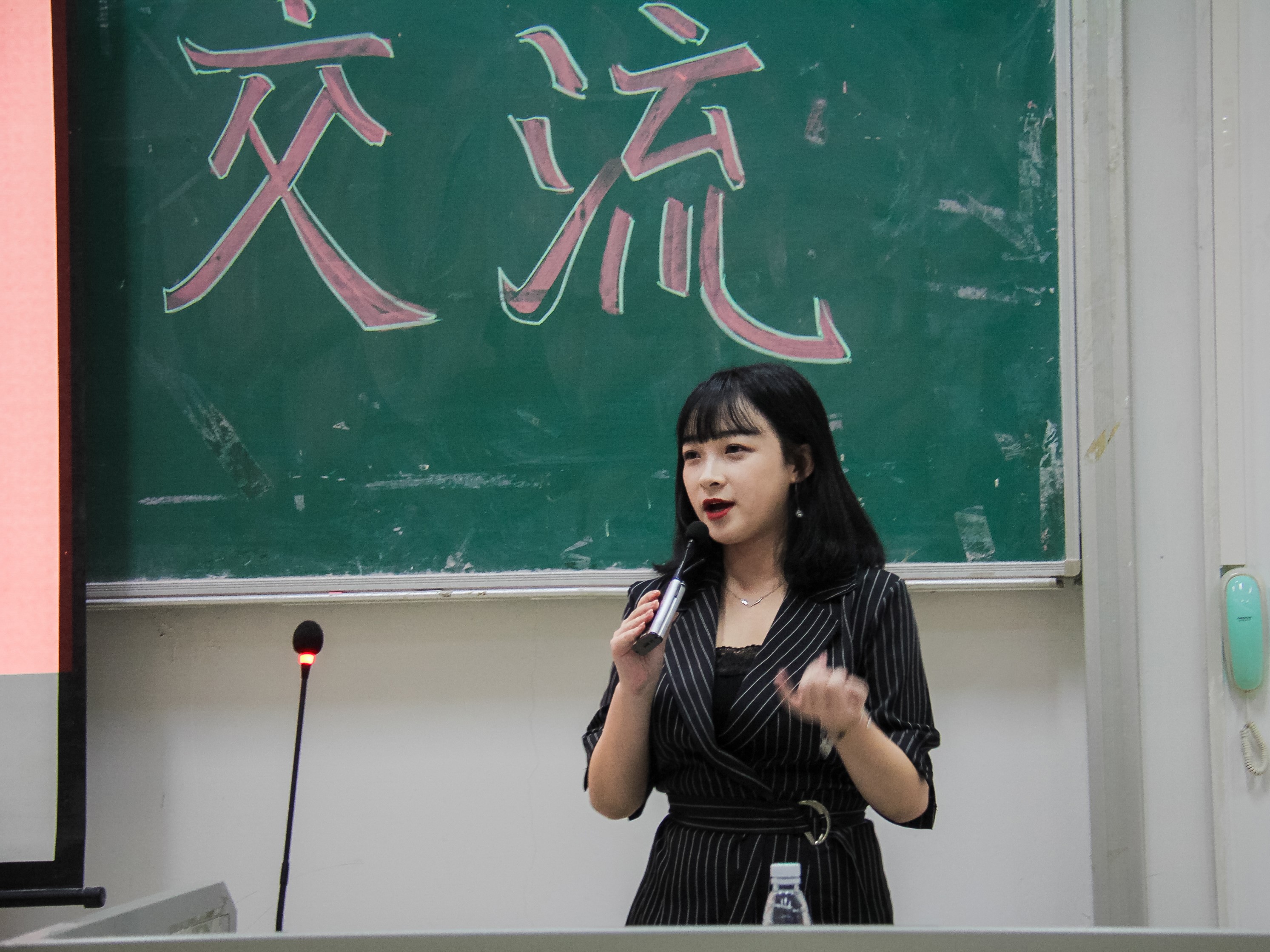 4嘉宾分享保利实习经验.JPG