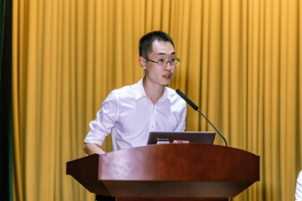校友李杰发言