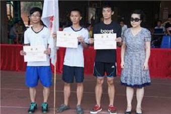 班级前三甲领奖仪式 班级前三甲领奖仪式