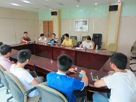 李琳副院长参加座谈会