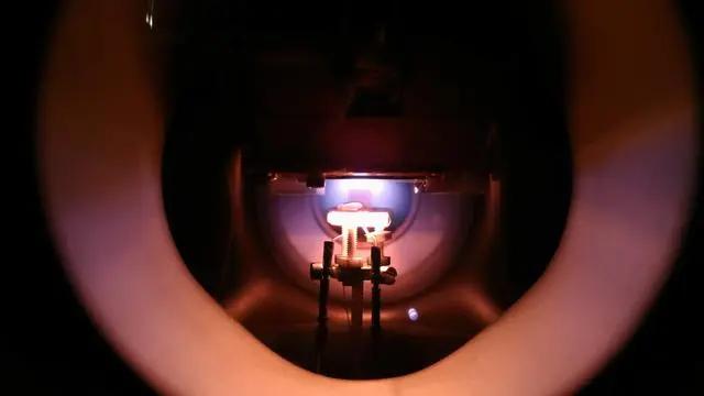 高盛分析师转职科学家，革新热离子转化器将家用燃气设备变发电机