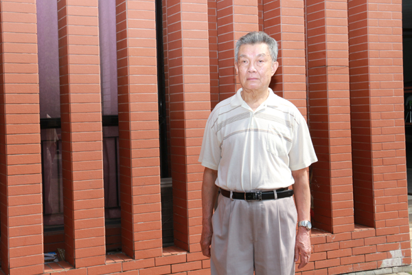 华园里的黄凯老师