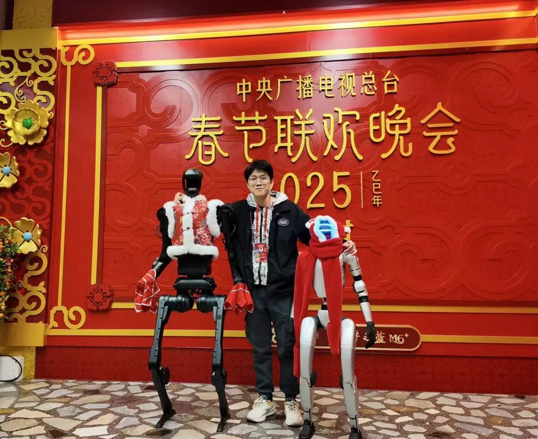 《秧BOT》动作为何如此丝滑？华南理工校友为你揭秘