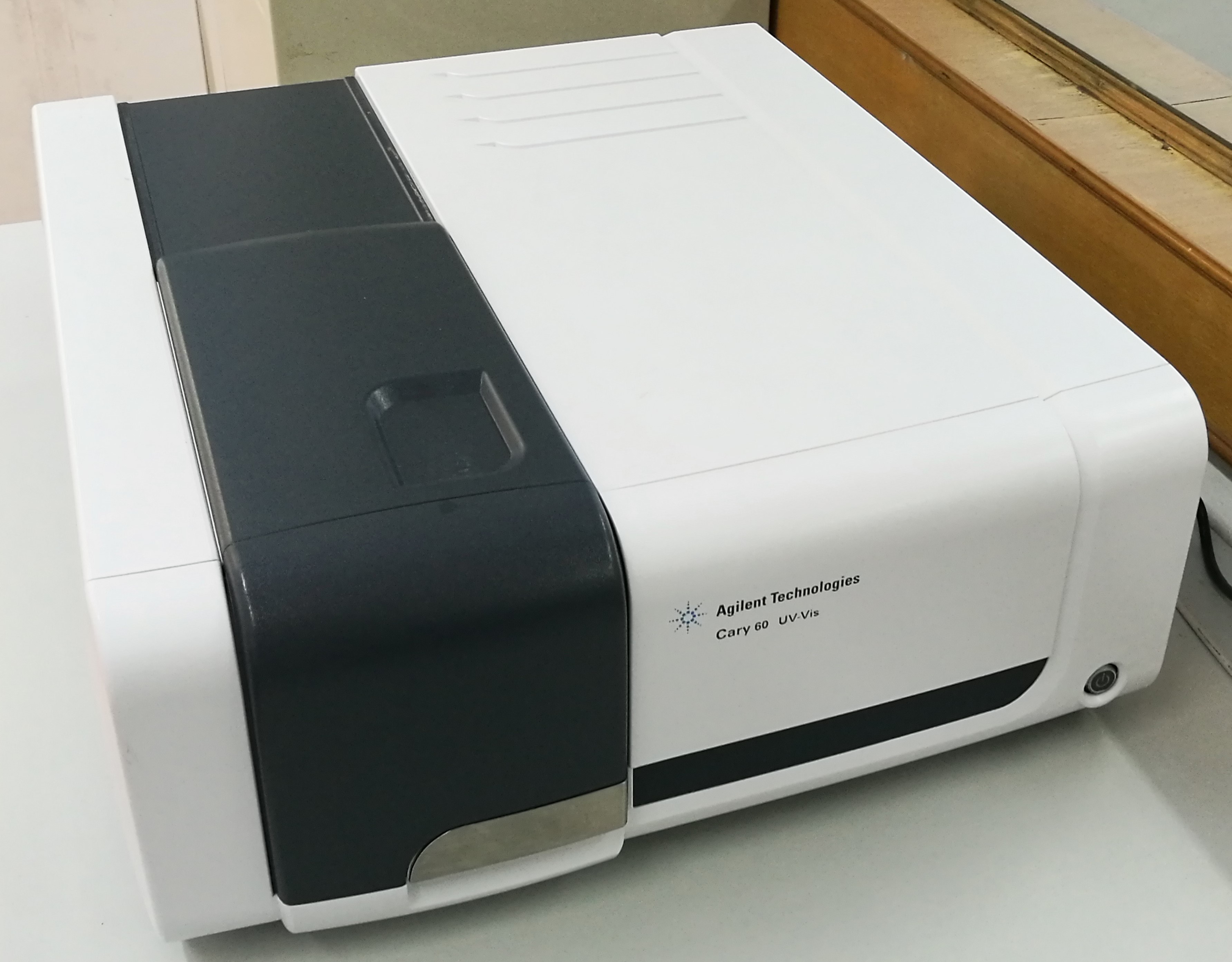 紫外可见分光光度计 Agilent cary60