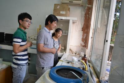 彭院长处理实验室乱排水现象