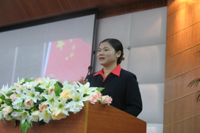 王丹平书记主持大会
