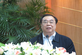 校友代表李明端厅长致辞