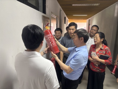 查看消防器材