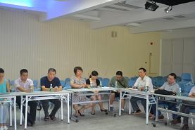 机电系老师参加会议