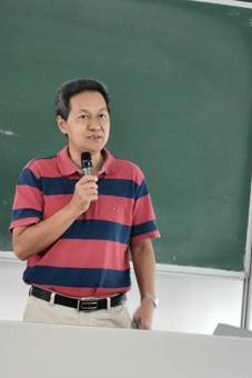 工程管理系系主任王幼松教授致辞