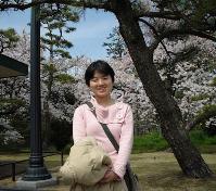 Associate Researcher Li Qiong