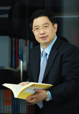 高以成不管何时都要有诗与远方